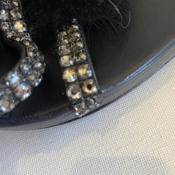 Gucci Black Leather & Rabbit Fur High Heels - Picture 13 of 13